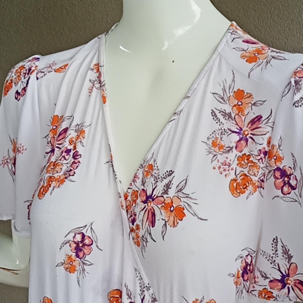 Sportsgirl floral wrap dress size 16 - Picture 2 of 5